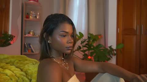 Snapshot of astrea_1 chatting on January 12, 5:29 pm Astrea online show from January 12, 5:29 pm