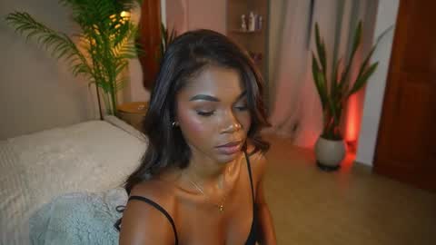 Snapshot of astrea_1 chatting on March 5, 2:07 am Astrea online show from March 5, 2:07 am