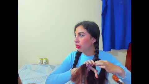 Mag and Molly online show from November 5, 3:17 am