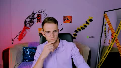 astren online show from November 2, 1:13 pm