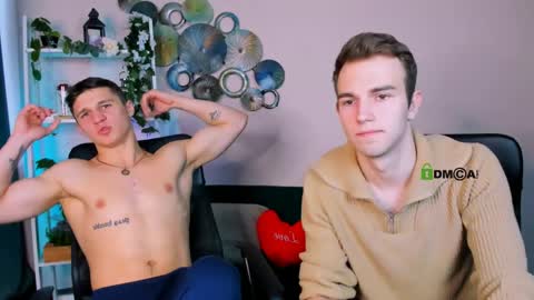 astren online show from April 7, 6:03 am