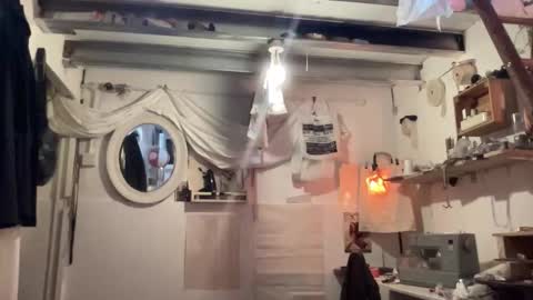 Astro Doll online show from November 21, 3:00 pm