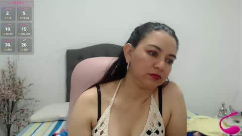 camila  online show from January 15, 2:49 am