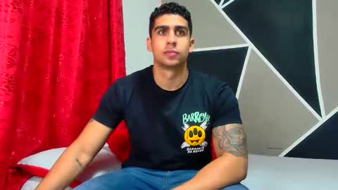 Snapshot of astromgrey chatting on January 10, 5:37 am Astrom model independent online show from January 10, 5:37 am