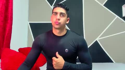 Snapshot of astromgrey chatting on January 21, 5:30 pm Astrom model independent online show from January 21, 5:30 pm