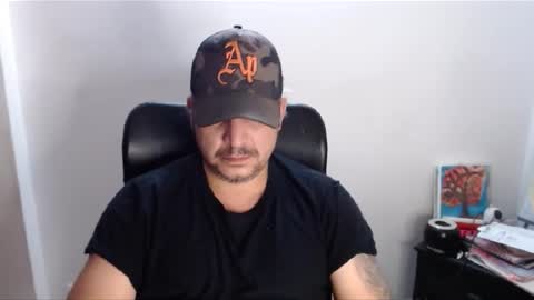 Nick Astton online show from December 3, 4:47 am