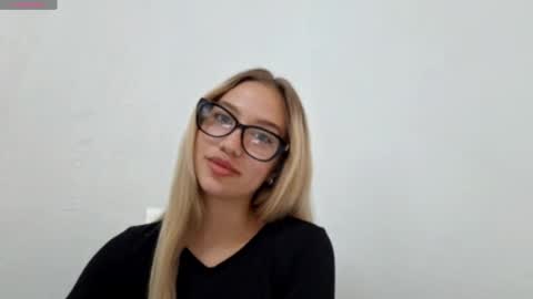 Diana online show from October 18, 1:56 pm
