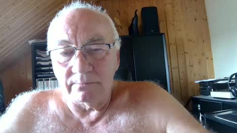 asusandy online show from June 22, 12:35 pm