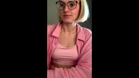 Snapshot of asya_new chatting on September 10, 9:42 am asya_new online show from September 10, 9:42 am