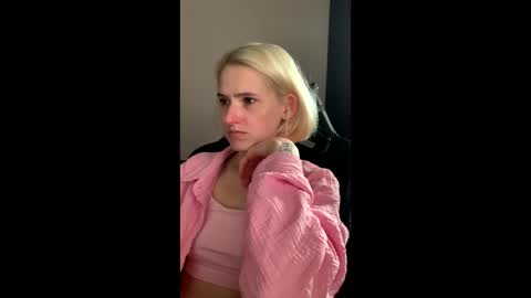 Snapshot of asya_new chatting on September 17, 11:56 am asya_new online show from September 17, 11:56 am