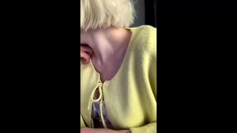 Snapshot of asya_new chatting on October 22, 7:46 pm asya_new online show from October 22, 7:46 pm