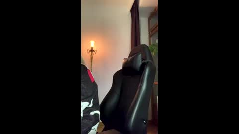 Snapshot of asya_new chatting on November 16, 4:01 pm asya_new online show from November 16, 4:01 pm