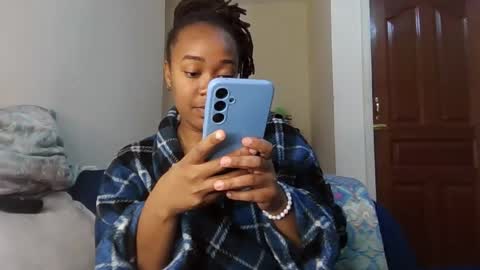 atara_seren online show from June 8, 1:44 pm