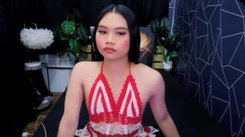 atashakendall online show from January 19, 2:10 pm