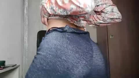 Snapshot of atenajb chatting on February 3, 10:54 pm ATENA online show from February 3, 10:54 pm