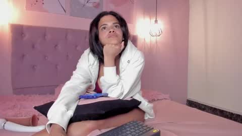 Snapshot of atenajb chatting on September 29, 7:57 am ATENA online show from September 29, 7:57 am