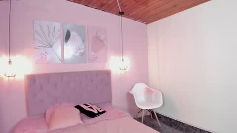 Snapshot of atenajb chatting on September 30, 4:50 am ATENA online show from September 30, 4:50 am