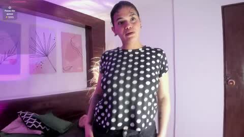 Snapshot of atenajb chatting on April 4, 3:49 am ATENA online show from April 4, 3:49 am