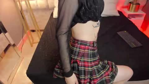 Snapshot of atenea_velle chatting on February 19, 2:13 pm atenea velle online show from February 19, 2:13 pm