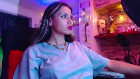 Atenea online show from February 18, 11:19 pm