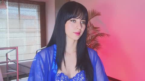 Snapshot of ateneasantacruz chatting on February 1, 8:05 pm Atenea  online show from February 1, 8:05 pm