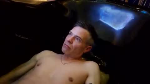 jonnyandrew online show from January 8, 7:55 am