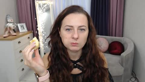 Snapshot of athena_panther chatting on December 26, 5:58 am Athena Panther online show from December 26, 5:58 am