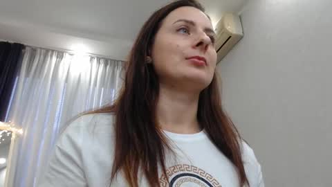 Snapshot of athena_panther chatting on December 30, 12:20 pm Athena Panther online show from December 30, 12:20 pm