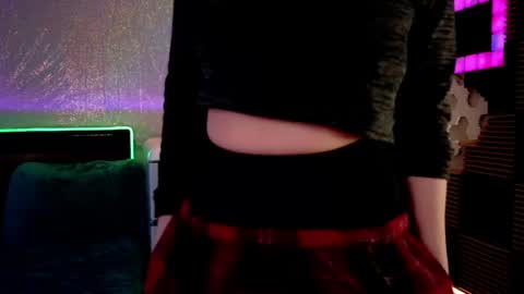 Snapshot of athenaautumn chatting on April 16, 2:56 am Athena Autumn online show from April 16, 2:56 am