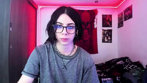 athenauwu online show from September 13, 6:24 am