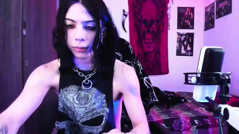 athenauwu online show from January 11, 8:08 am