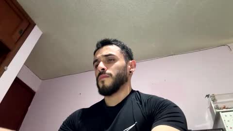 Snapshot of athlete_boy22 chatting on May 29, 11:25 pm Atlas online show from May 29, 11:25 pm