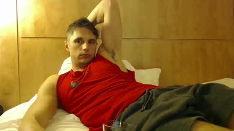 Snapshot of athleteguy55555 chatting on October 18, 9:04 pm tommycb55555 online show from October 18, 9:04 pm