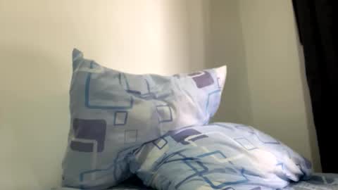 Robin online show from October 12, 4:50 pm