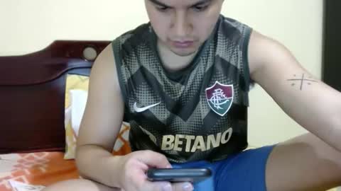 Snapshot of athleticboy2026 chatting on February 2, 11:47 pm Robin online show from February 2, 11:47 pm