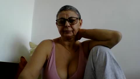 atikaarea online show from January 28, 9:19 am