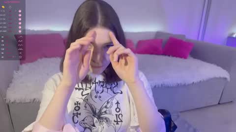 Tilda or Tilly online show from April 4, 6:16 pm