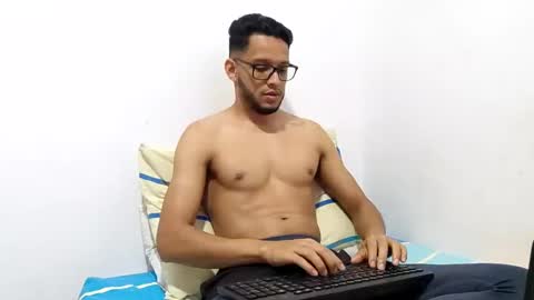 Snapshot of atorres21 chatting on February 17, 2:42 am Torres online show from February 17, 2:42 am