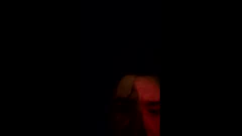 Snapshot of atown13930409 chatting on March 1, 10:17 am atown13930409 online show from March 1, 10:17 am