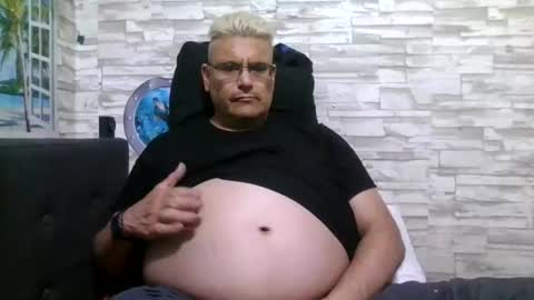 A online show from February 15, 11:08 am