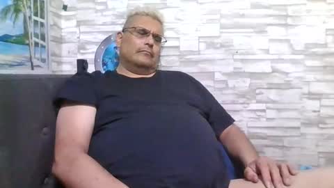 A online show from February 20, 10:49 am