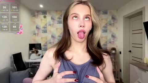 Jolyn online show from April 4, 4:11 am