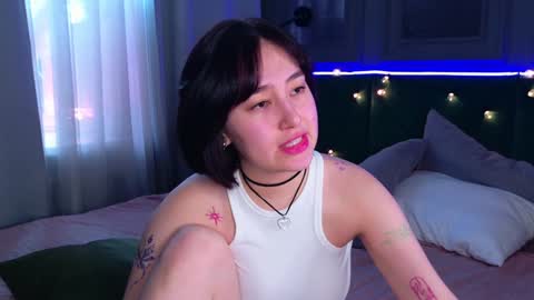 Snapshot of audreyalright chatting on December 11, 9:41 am Audrey online show from December 11, 9:41 am