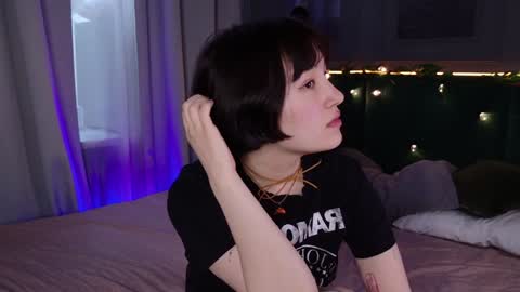 Snapshot of audreyalright chatting on January 2, 9:00 am Audrey online show from January 2, 9:00 am