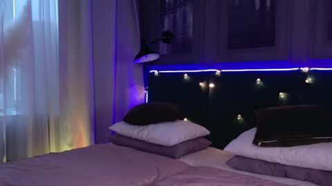 Snapshot of audreyalright chatting on February 22, 5:55 am Audrey online show from February 22, 5:55 am