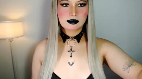 Audrey online show from March 25, 7:14 am