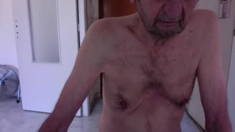 auguste688483 online show from April 8, 8:36 am