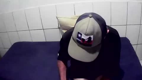 cesar augusto online show from March 17, 11:41 pm