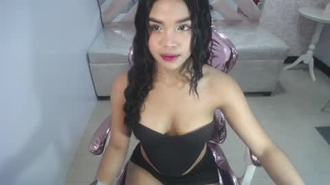 Aura online show from April 9, 12:43 pm