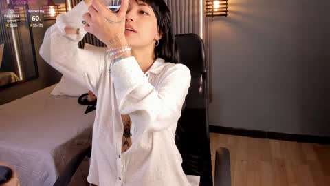 Aura online show from January 9, 12:09 pm
